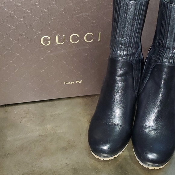 💯Auth GUCCI Womens black bootie, SZ9/39 - Picture 2 of 7